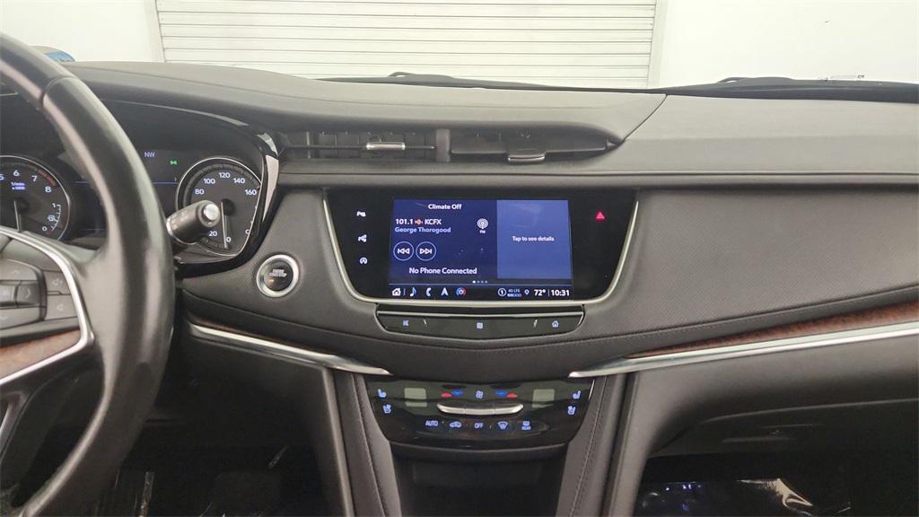 used 2021 Cadillac XT5 car, priced at $25,338