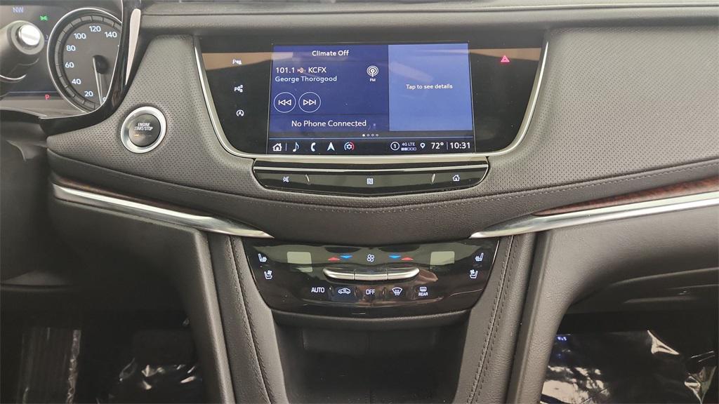 used 2021 Cadillac XT5 car, priced at $25,338