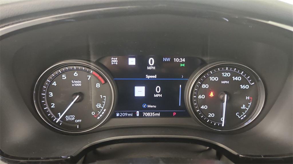 used 2021 Cadillac XT5 car, priced at $25,338