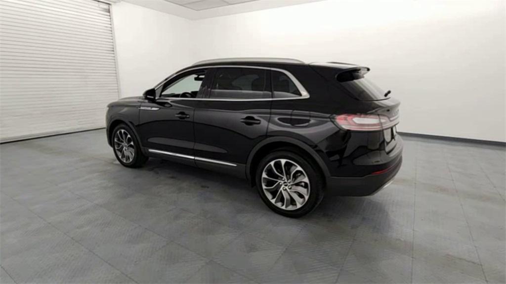 used 2022 Lincoln Nautilus car, priced at $38,433
