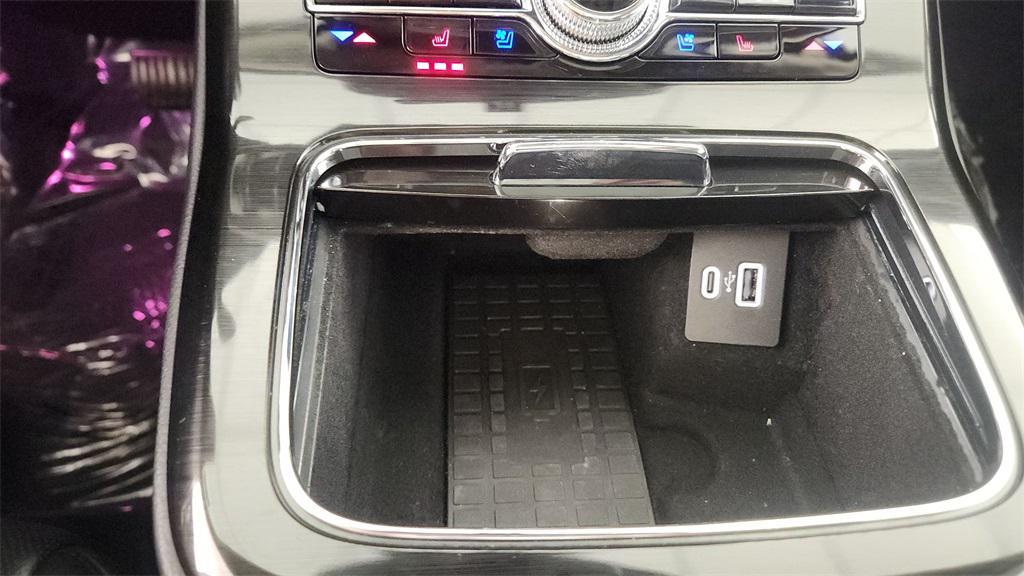 used 2022 Lincoln Nautilus car, priced at $38,433