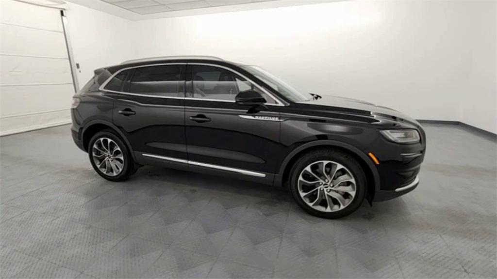 used 2022 Lincoln Nautilus car, priced at $38,433