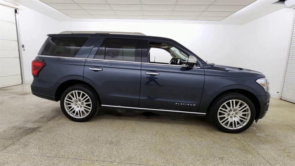 used 2022 Ford Expedition car, priced at $45,994