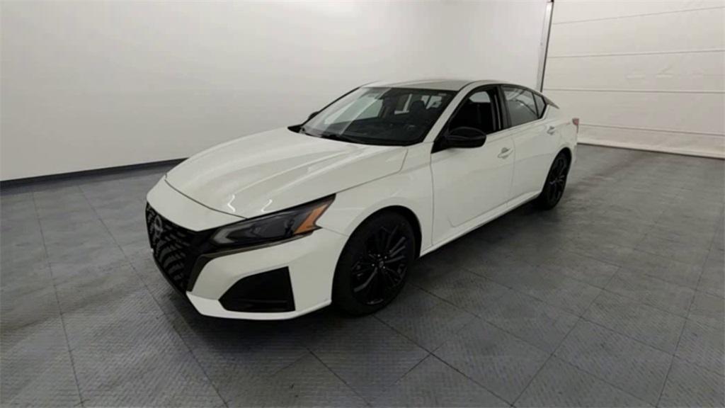 used 2023 Nissan Altima car, priced at $20,368