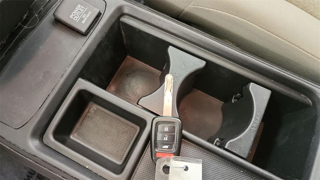 used 2016 Honda CR-V car, priced at $14,260