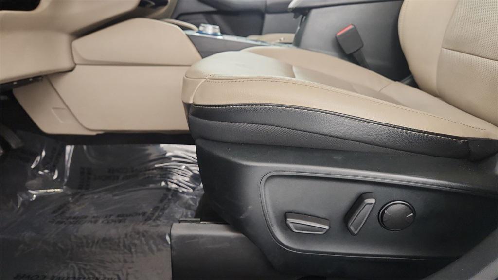 used 2022 Ford Escape car, priced at $26,391