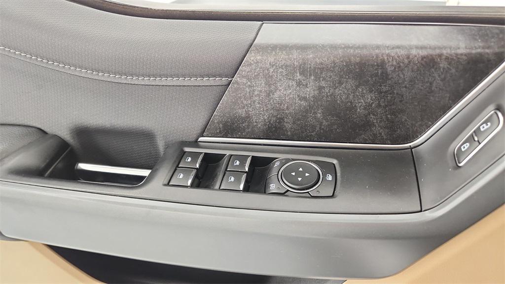 used 2021 Ford F-150 car, priced at $36,466