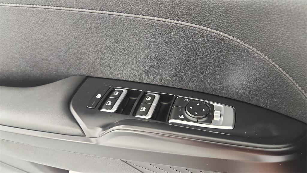 used 2022 Kia K5 car, priced at $20,375