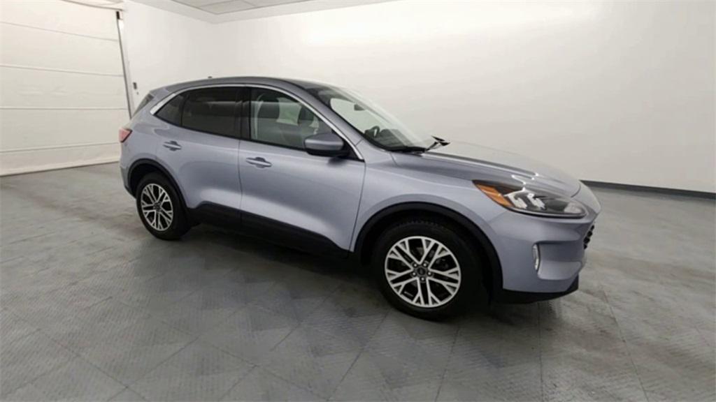 used 2022 Ford Escape car, priced at $25,472