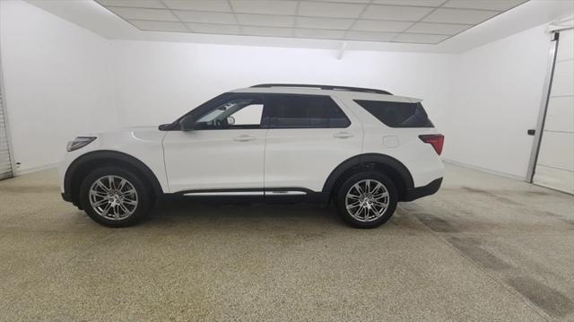 new 2025 Ford Explorer car, priced at $45,000