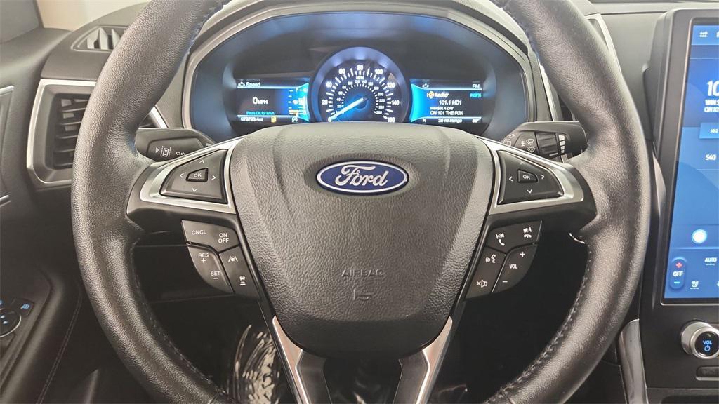 used 2022 Ford Edge car, priced at $21,994