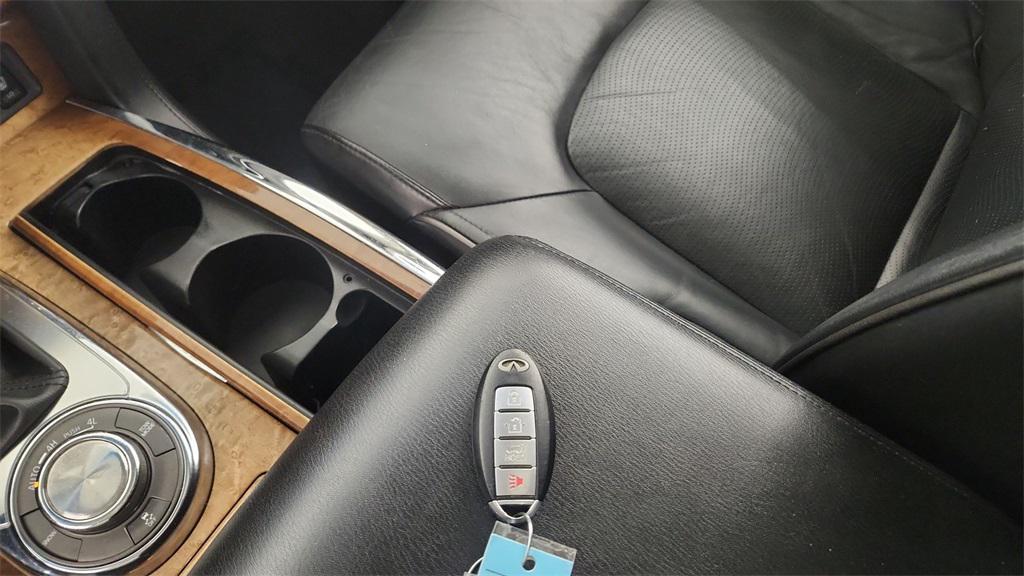 used 2011 INFINITI QX56 car, priced at $10,494
