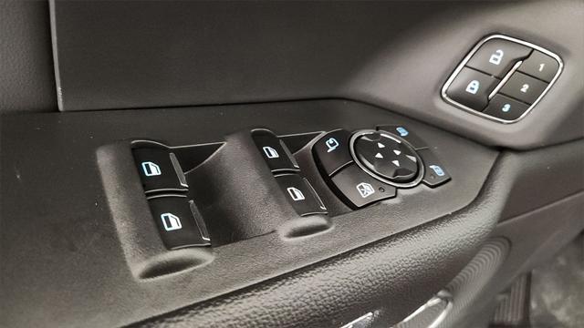 new 2024 Ford Expedition car, priced at $70,933