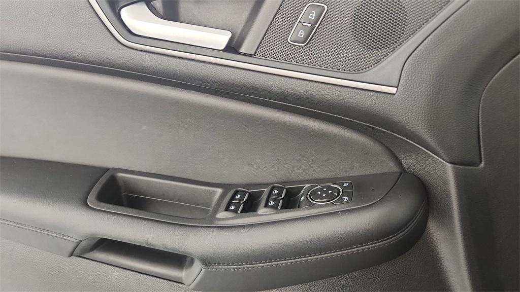 used 2023 Ford Edge car, priced at $27,866