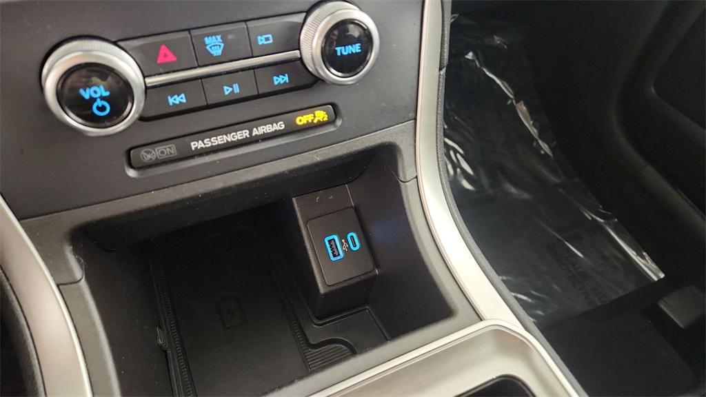 used 2023 Ford Edge car, priced at $27,866