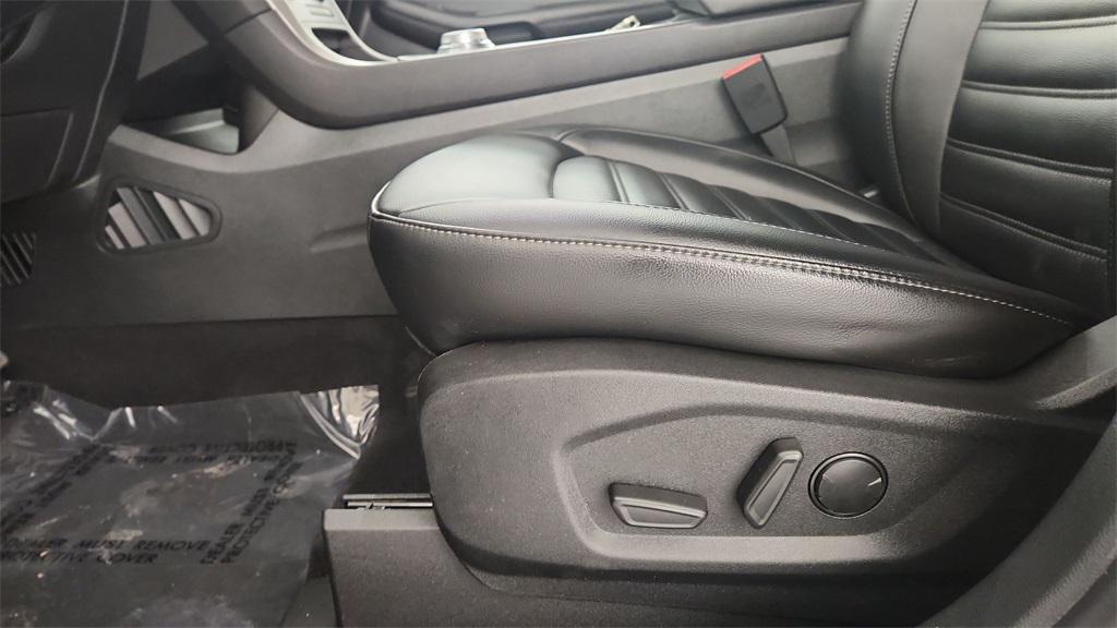 used 2023 Ford Edge car, priced at $27,866