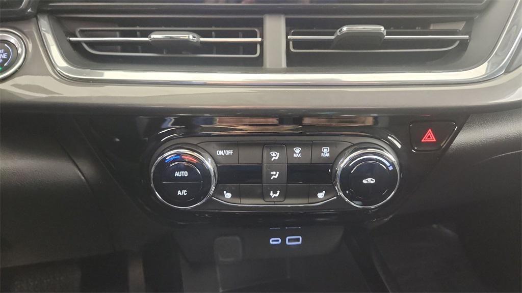 used 2025 Chevrolet Trax car, priced at $25,994