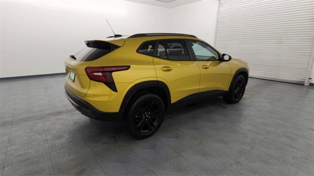 used 2025 Chevrolet Trax car, priced at $25,994