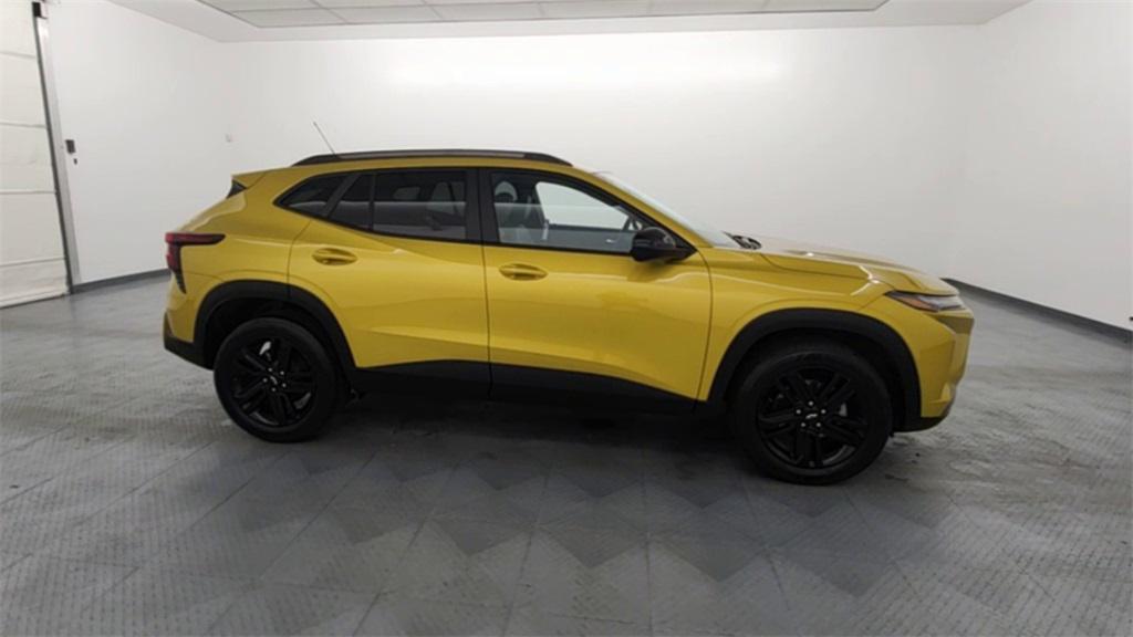 used 2025 Chevrolet Trax car, priced at $25,994