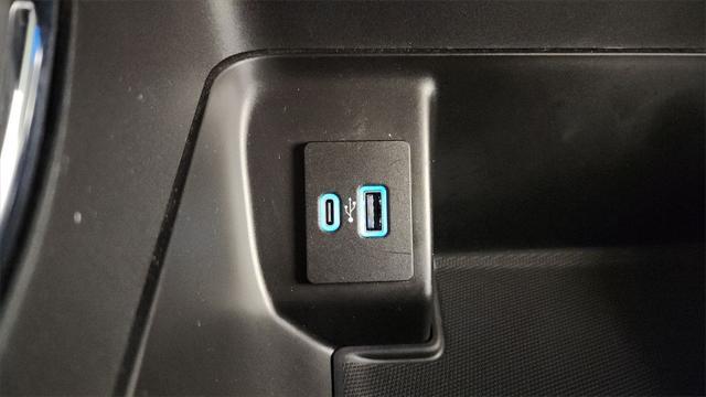 used 2022 Ford F-150 car, priced at $33,994