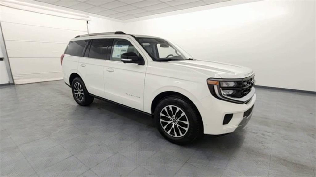 new 2025 Ford Expedition car, priced at $77,940