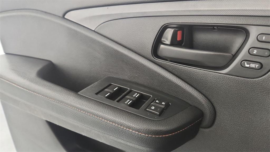 used 2022 Honda Passport car, priced at $31,822