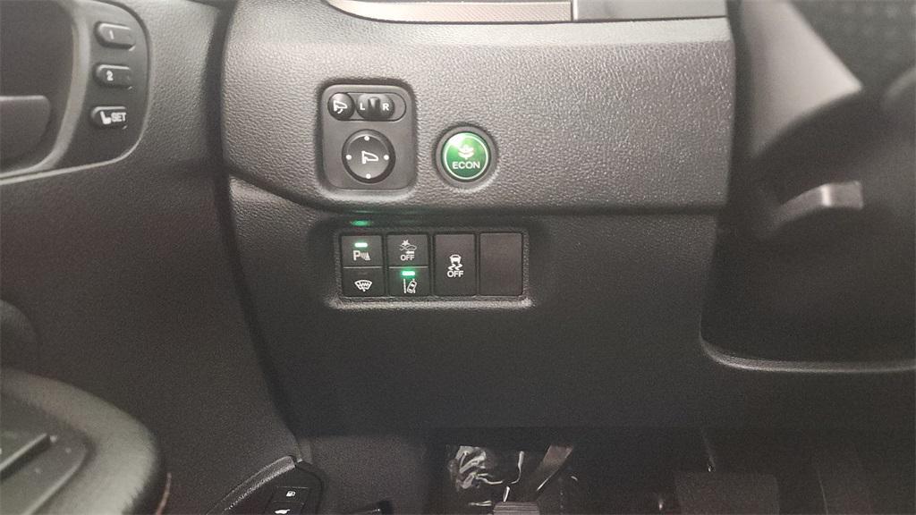 used 2022 Honda Passport car, priced at $31,822