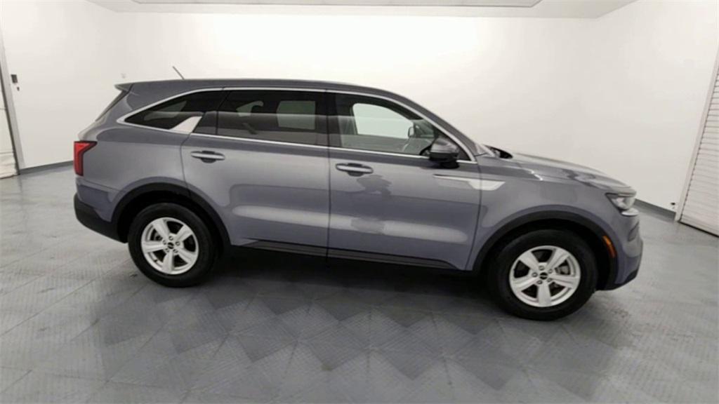 used 2023 Kia Sorento car, priced at $21,371