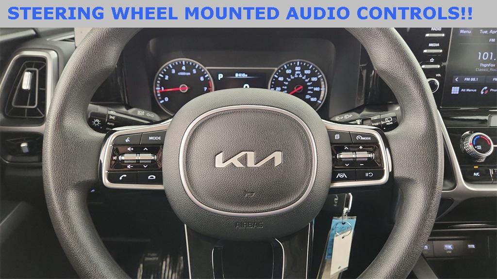used 2023 Kia Sorento car, priced at $21,371