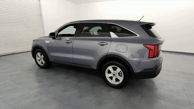 used 2023 Kia Sorento car, priced at $25,994