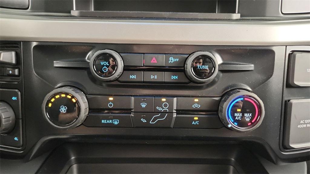 new 2025 Ford F-250 car, priced at $57,154