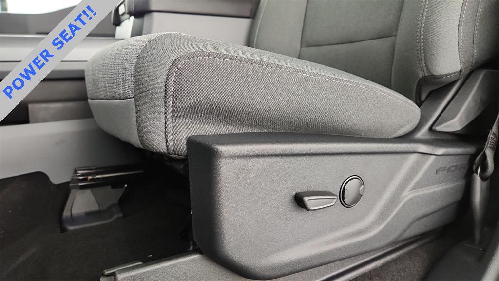 new 2025 Ford F-250 car, priced at $57,154