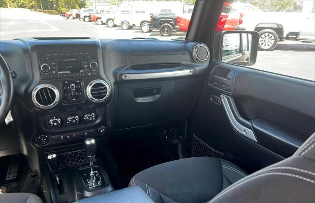 used 2016 Jeep Wrangler Unlimited car, priced at $24,900