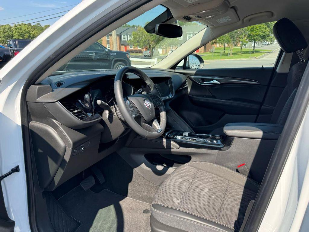 used 2023 Buick Envision car, priced at $27,000