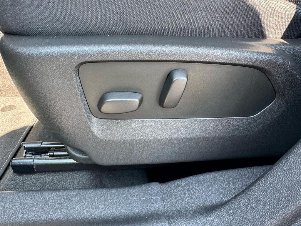 used 2023 Buick Envision car, priced at $27,000