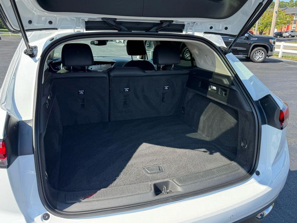 used 2023 Buick Envision car, priced at $27,000