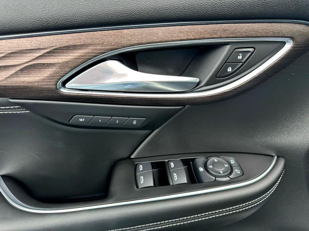 used 2023 Buick Envision car, priced at $35,500