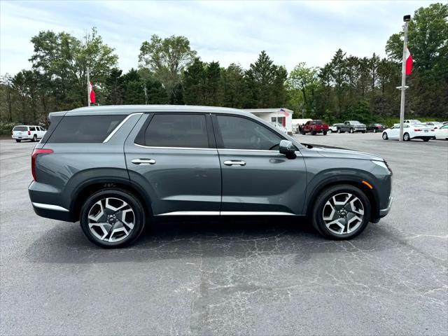 used 2024 Hyundai Palisade car, priced at $44,500