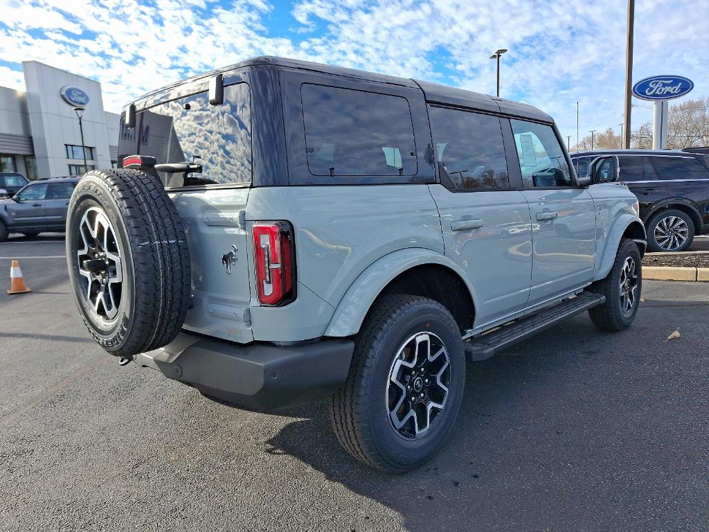 new 2024 Ford Bronco car, priced at $53,850