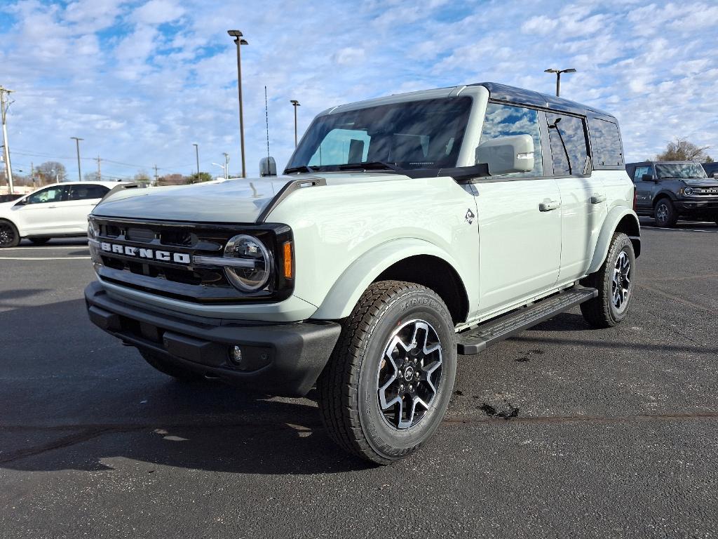 new 2024 Ford Bronco car, priced at $53,850