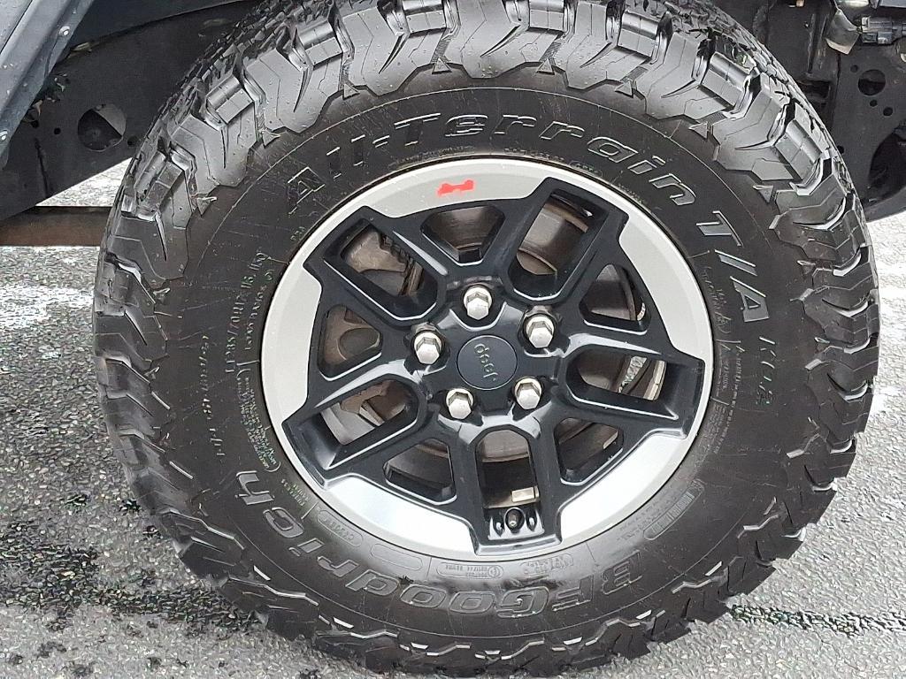 used 2018 Jeep Wrangler Unlimited car, priced at $24,590