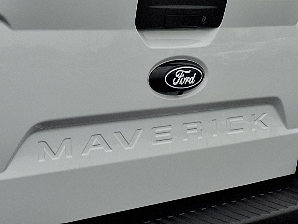 new 2025 Ford Maverick car, priced at $29,940