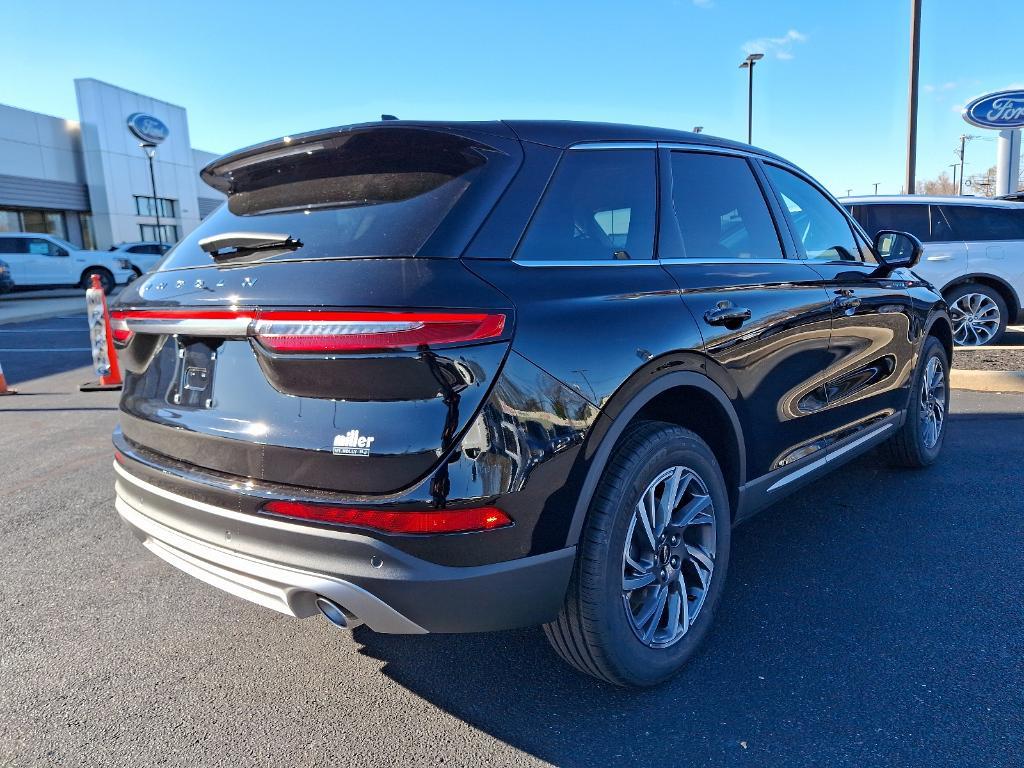 new 2025 Lincoln Corsair car, priced at $47,020