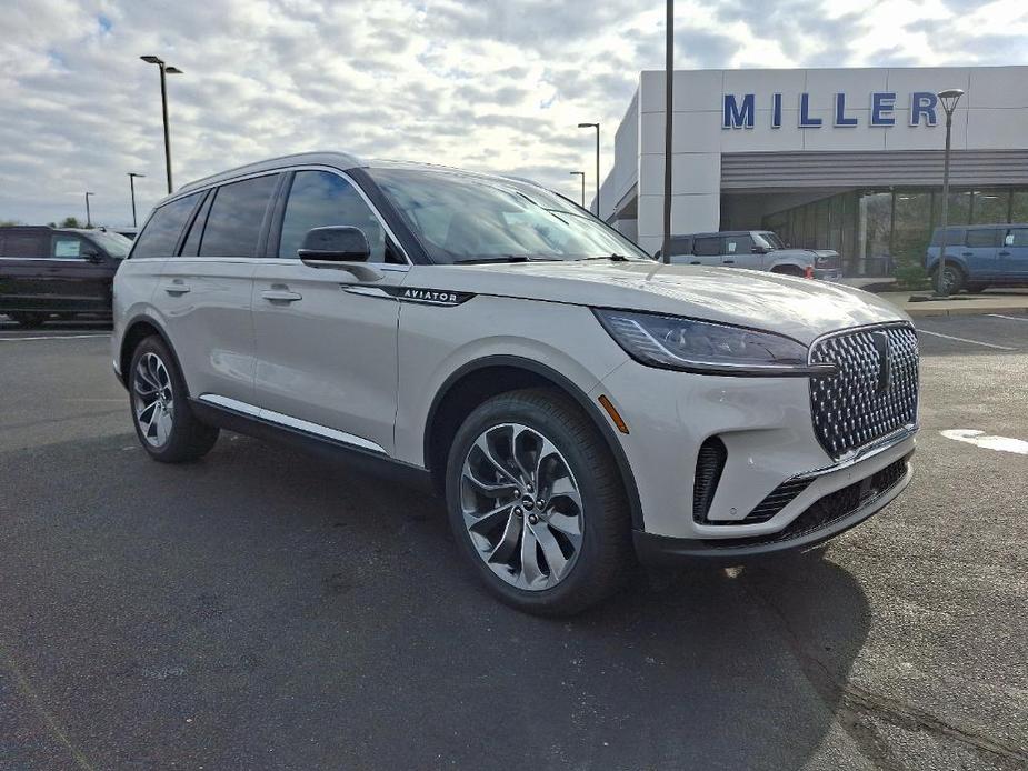 new 2025 Lincoln Aviator car, priced at $72,825