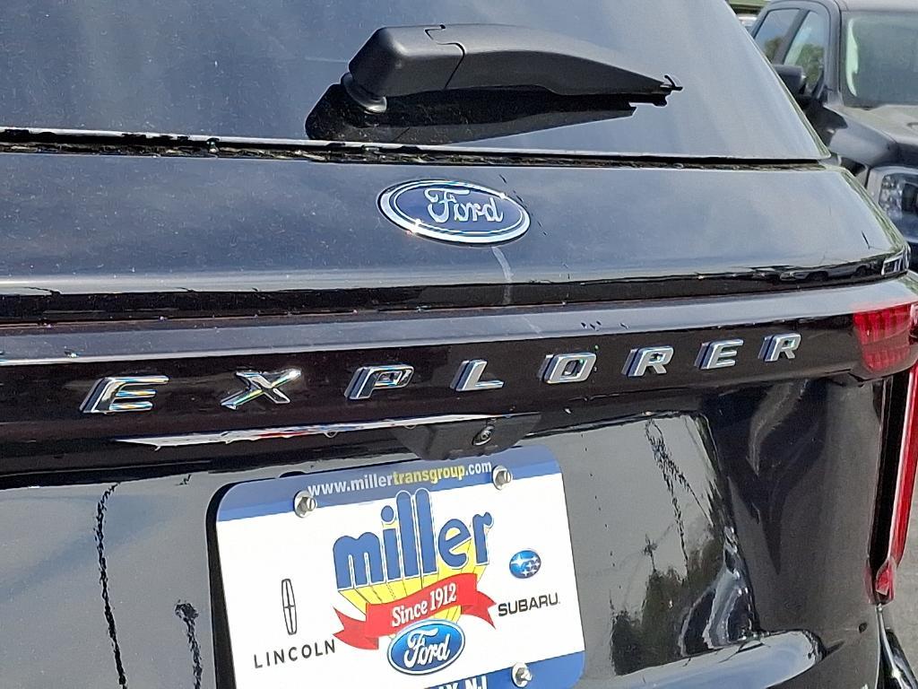 new 2025 Ford Explorer car, priced at $49,900