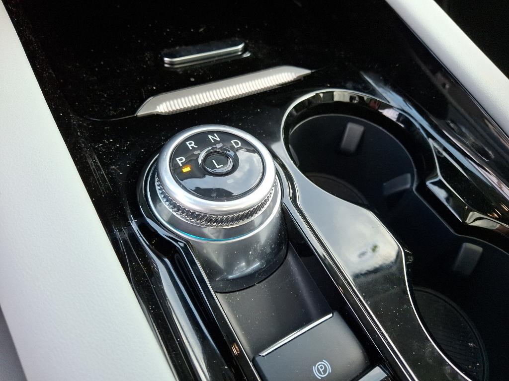 new 2025 Ford Explorer car, priced at $55,875