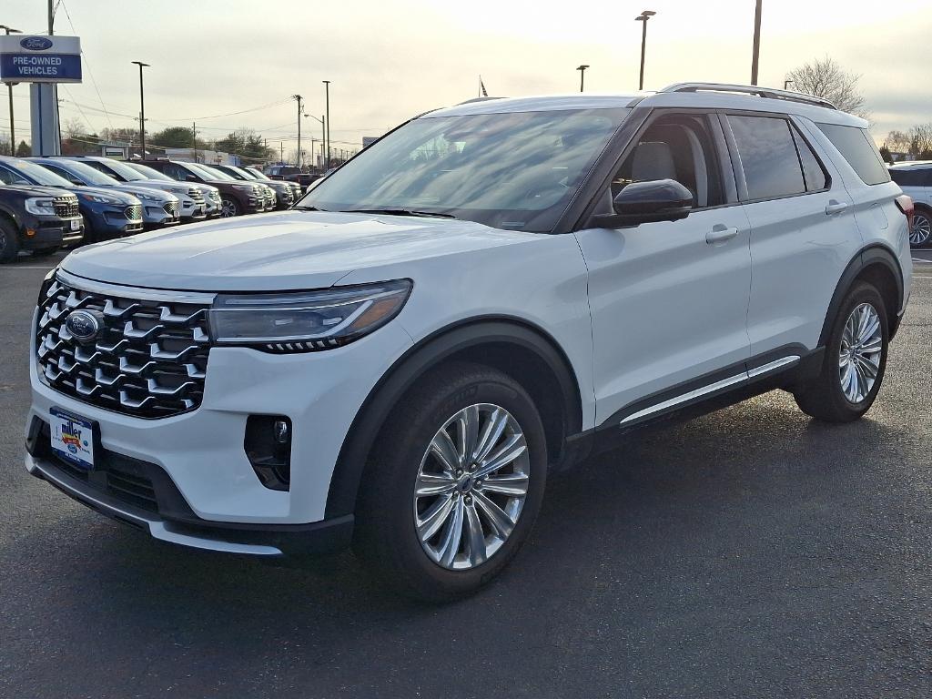 new 2025 Ford Explorer car, priced at $55,875