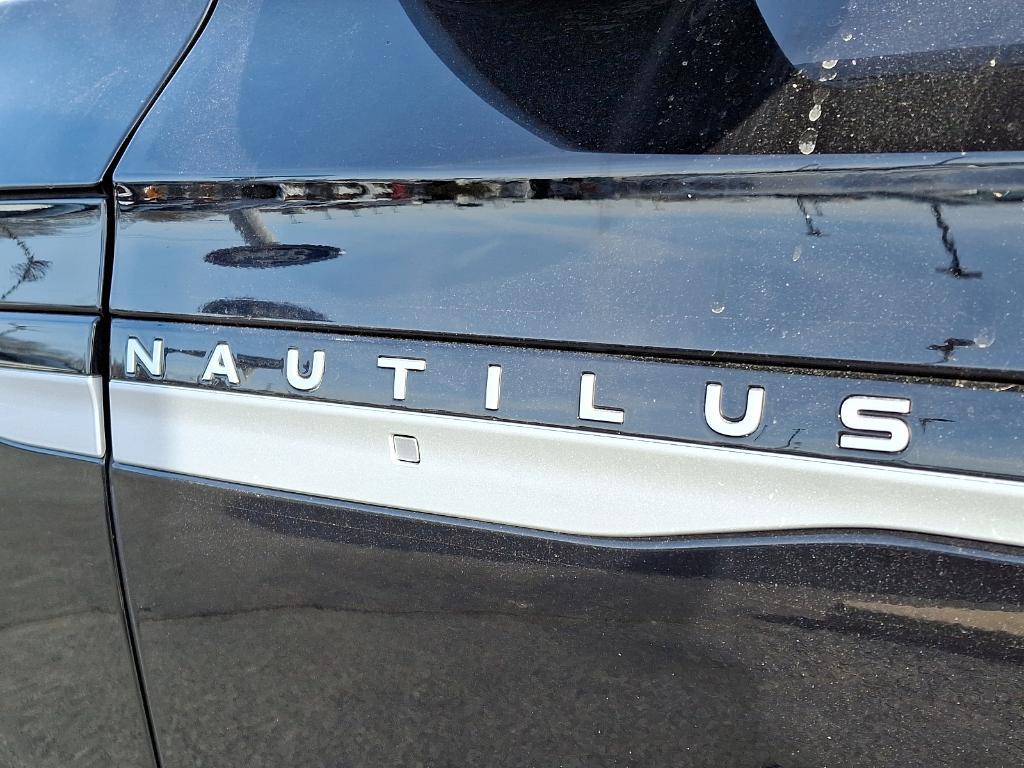 new 2025 Lincoln Nautilus car, priced at $53,735