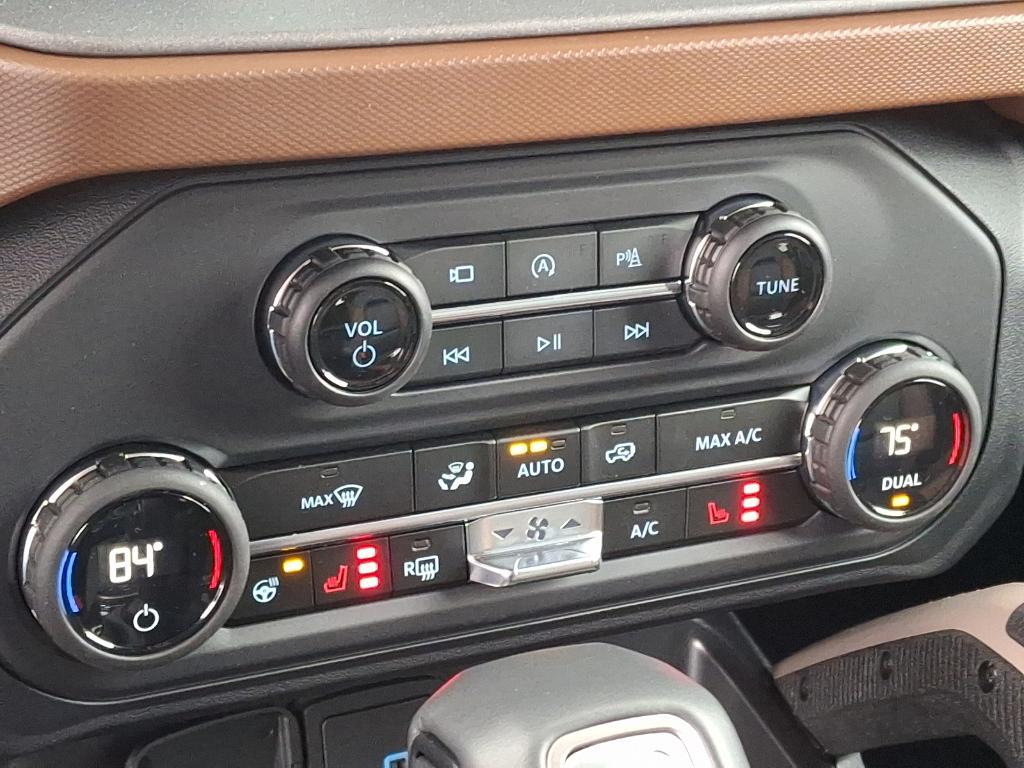 new 2024 Ford Bronco car, priced at $62,040