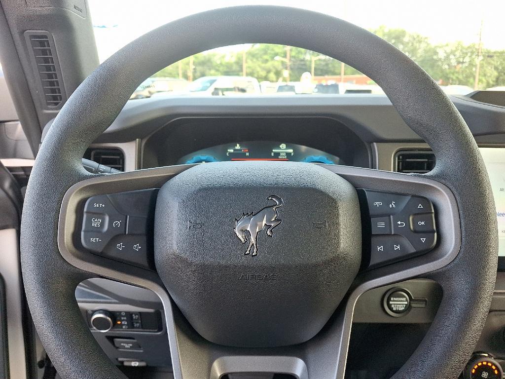new 2025 Ford Bronco car, priced at $43,080